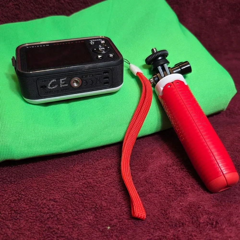 VTech KidiZoom Creator Cam Digital Video Camera with Tripod and Green Screen